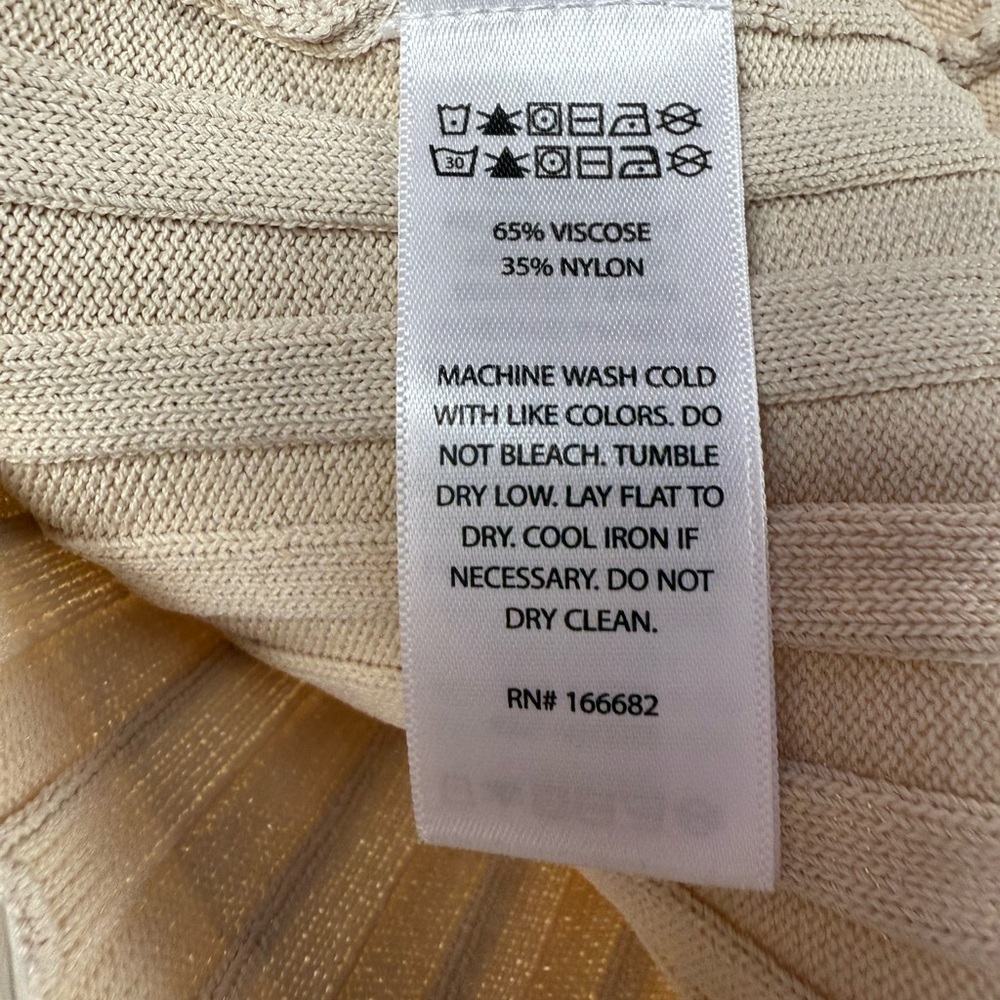 House of Harlow 1960‎ Ribbed Knit Long Sleeve Cropped Blouse in Tan Size Medium - Picture 5 of 5